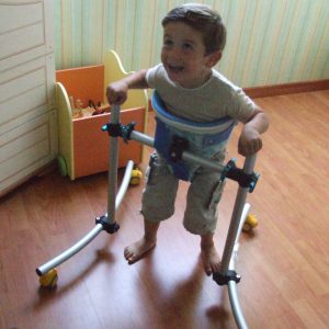 Handicap motricité le trotteur crawler Orchidée