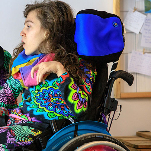 L'appui-tête fauteuil roulant modelable et adaptable à dépression de STABILO